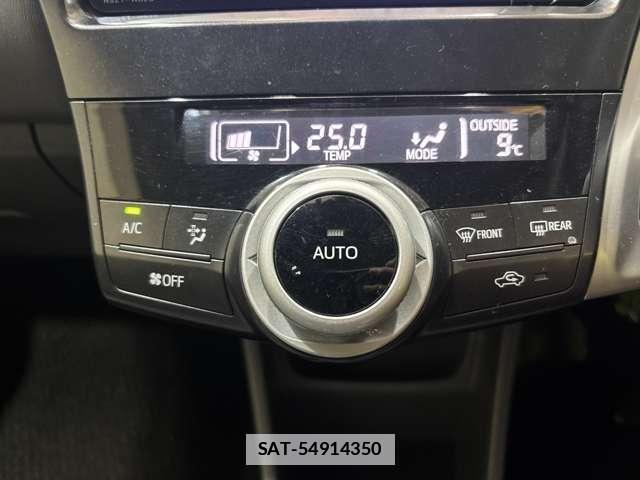 Toyota PRIUS ALPHA 2013-04 7809076-8
