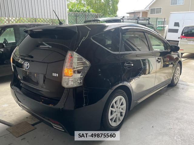 Toyota PRIUS ALPHA 2013 7809742-1