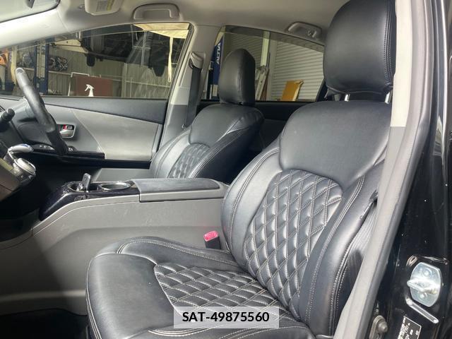 Toyota PRIUS ALPHA 2013 7809742-19