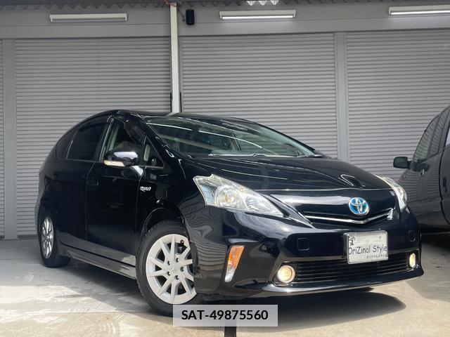 Toyota PRIUS ALPHA 2013 7809742-8