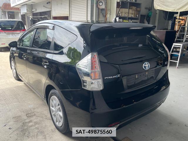 Toyota PRIUS ALPHA 2013 7809742-9