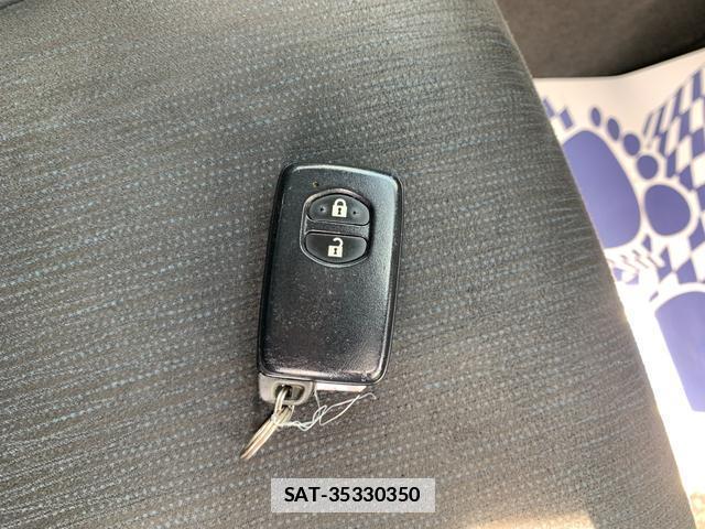 Toyota PRIUS ALPHA 2014-11 7810028-12