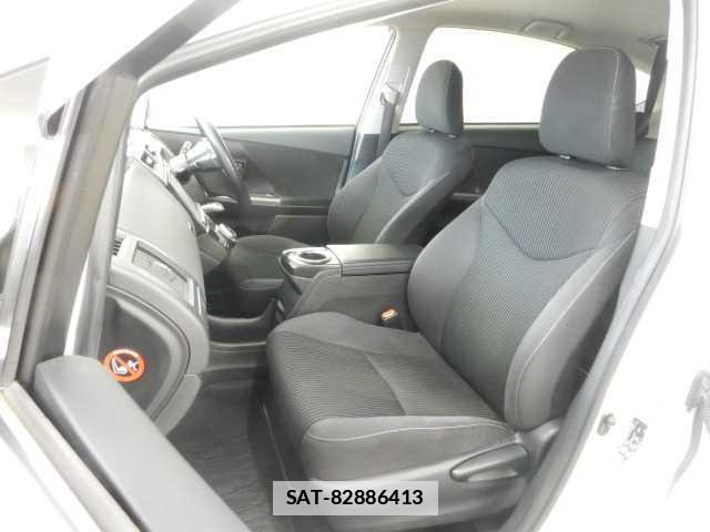 Toyota PRIUS ALPHA 2015-09 7810714-16