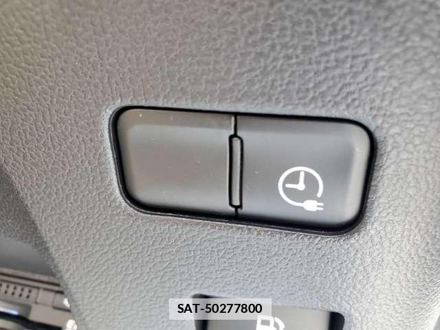 Toyota PRIUS PHV 2018-01 7793629-10