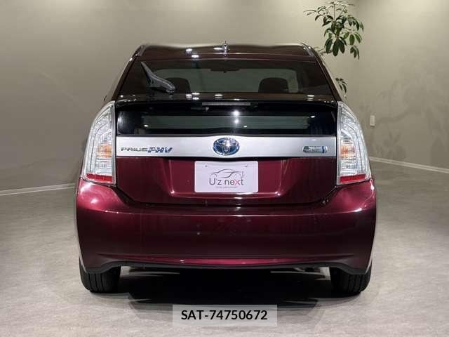 Toyota PRIUS PHV 2012-11 7795361-1