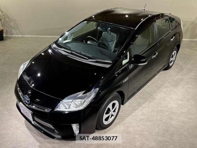 Toyota PRIUS PHV 2012-11 7795391-12