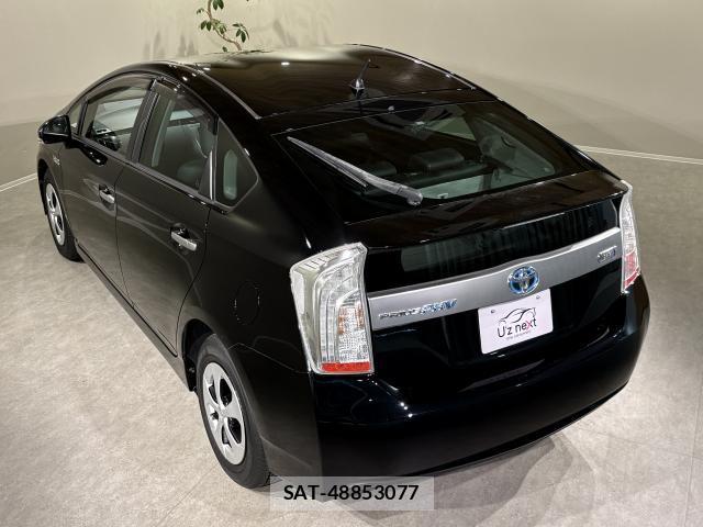 Toyota PRIUS PHV 2012-11 7795391-14