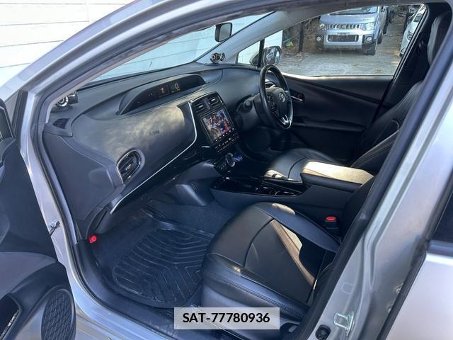 Toyota PRIUS PHV 2019-01 7800037-13