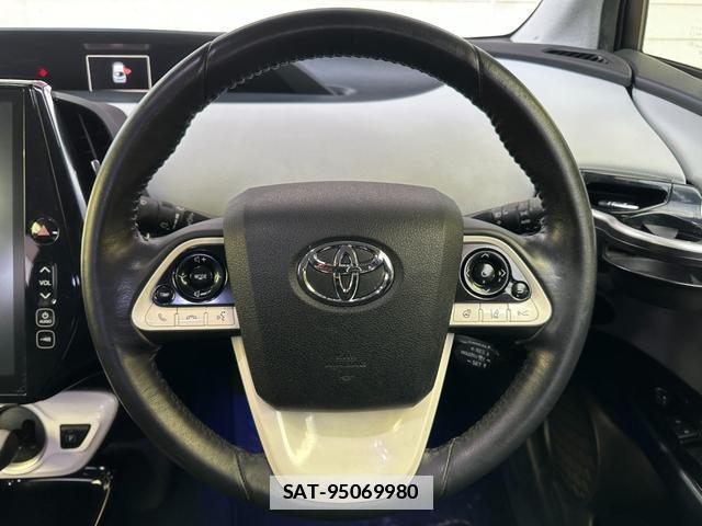 Toyota PRIUS PHV 2017-02 7800041-10