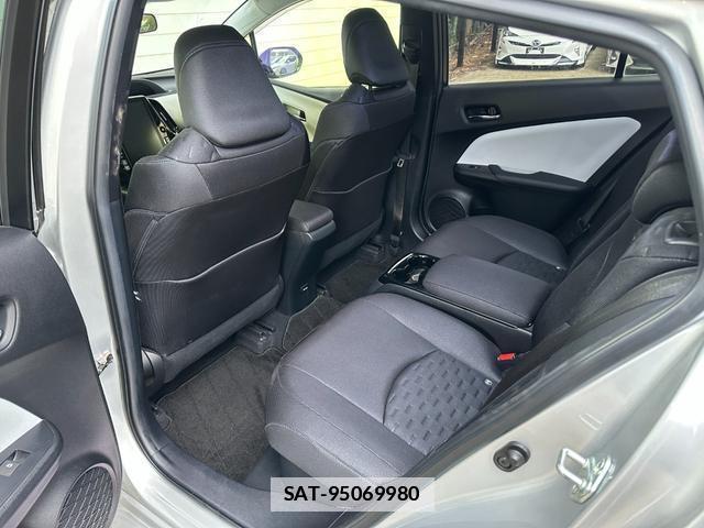 Toyota PRIUS PHV 2017-02 7800041-14