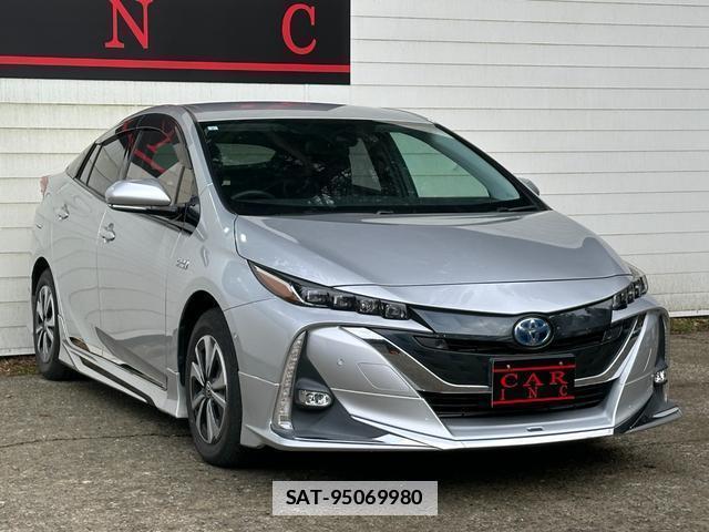 Toyota PRIUS PHV 2017-02 7800041-17