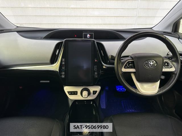 Toyota PRIUS PHV 2017-02 7800041-2