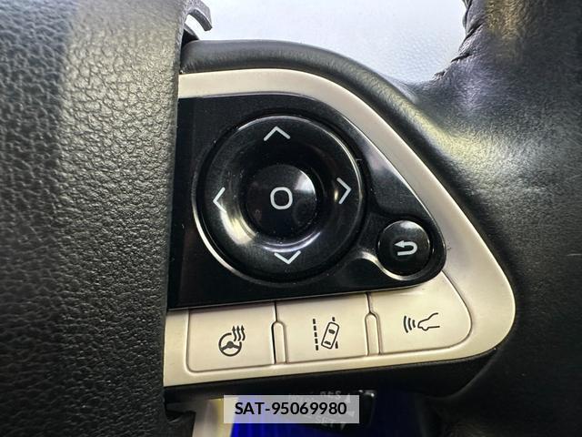 Toyota PRIUS PHV 2017-02 7800041-5