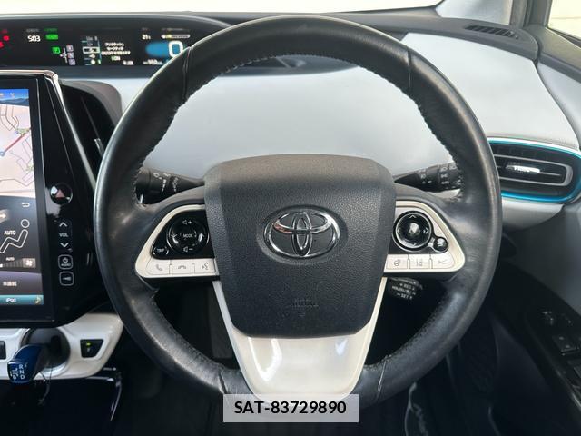 Toyota PRIUS PHV 2017-06 7800048-10
