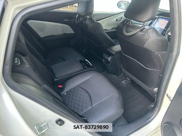 Toyota PRIUS PHV 2017-06 7800048-12