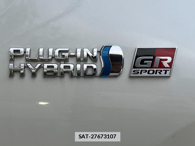 Toyota PRIUS PHV 2017-01 7800056-1