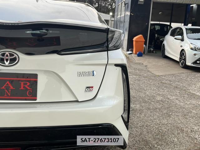 Toyota PRIUS PHV 2017-01 7800056-14
