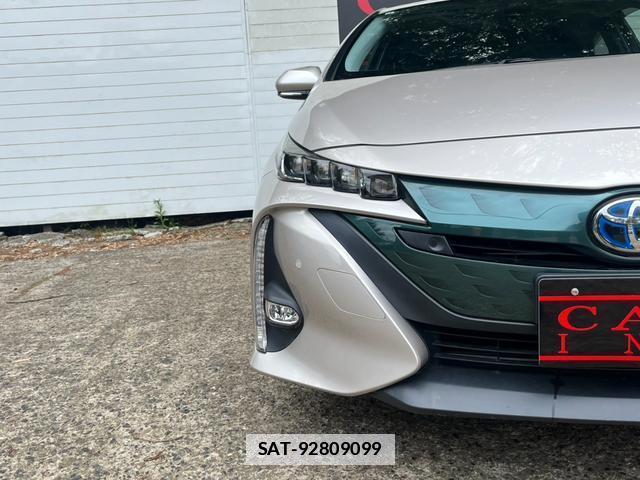 Toyota PRIUS PHV 2017-11 7800067-10