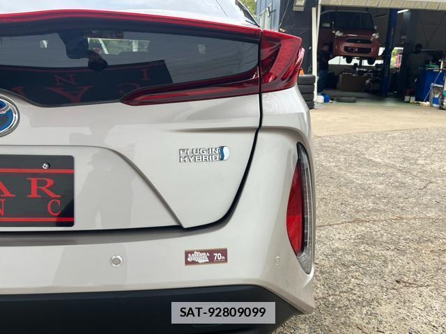 Toyota PRIUS PHV 2017-11 7800067-13