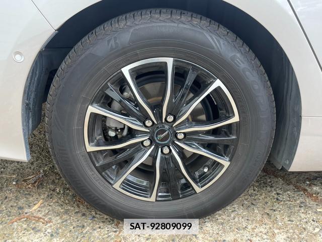 Toyota PRIUS PHV 2017-11 7800067-15