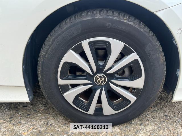 Toyota PRIUS PHV 2018-11 7800071-15