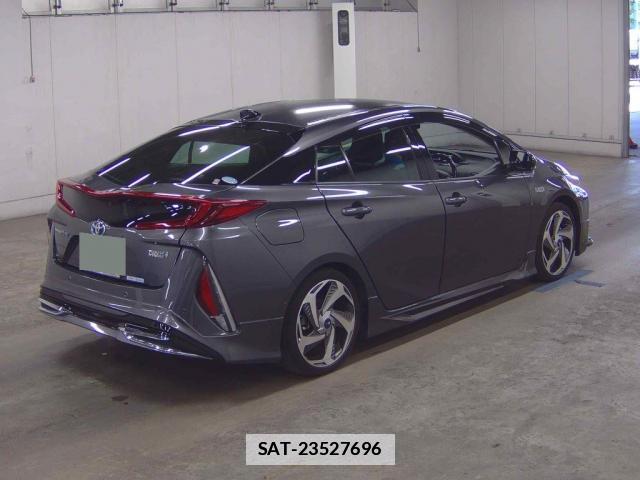 Toyota PRIUS PHV 2020-01 7801461-1