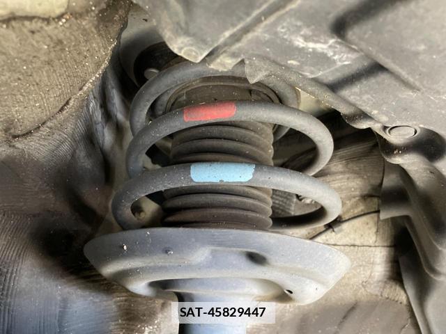 Toyota PRIUS PHV 2017-05 7801513-19