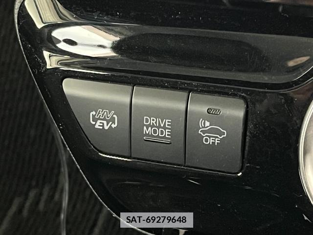 Toyota PRIUS PHV 2019-03 7801924-14