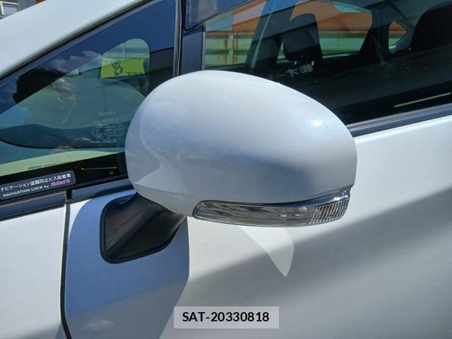 Toyota PRIUS PHV 2012-07 7801994-14