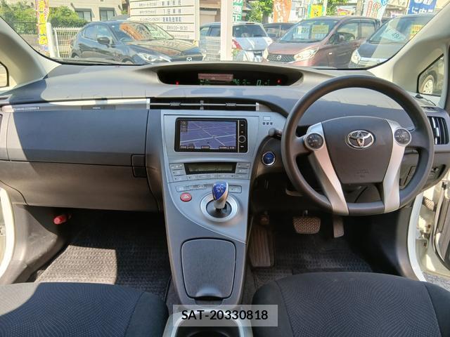 Toyota PRIUS PHV 2012-07 7801994-2