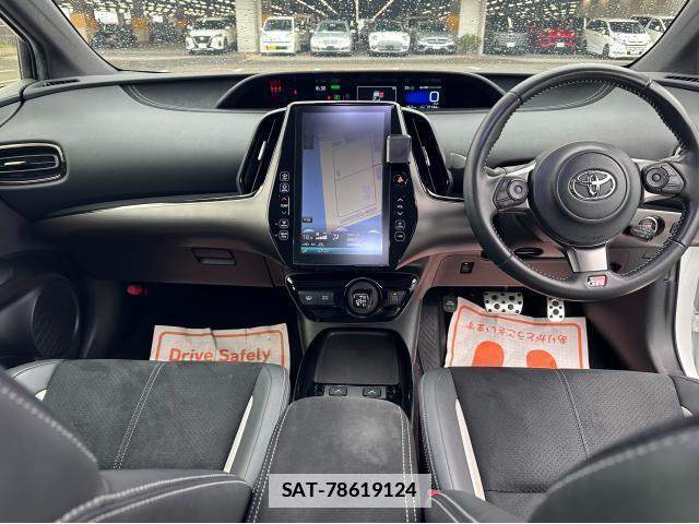 Toyota PRIUS PHV 2021-06 7802394-2