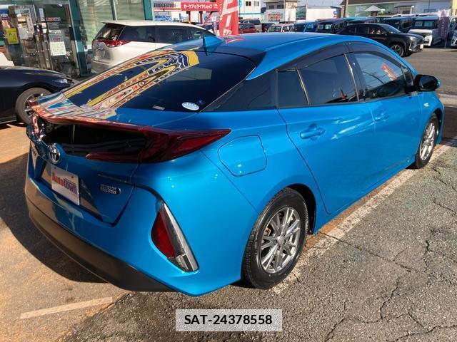 Toyota PRIUS PHV 2017-05 7804121-1