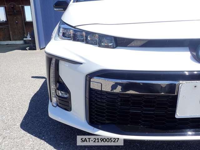 Toyota PRIUS PHV 2018-03 7805904-11
