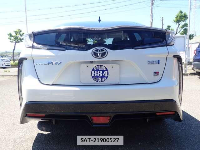 Toyota PRIUS PHV 2018-03 7805904-16