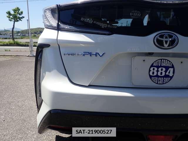 Toyota PRIUS PHV 2018-03 7805904-17