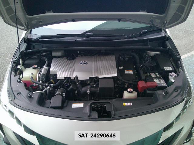 Toyota PRIUS PHV 2017-09 7806726-11