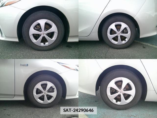 Toyota PRIUS PHV 2017-09 7806726-12