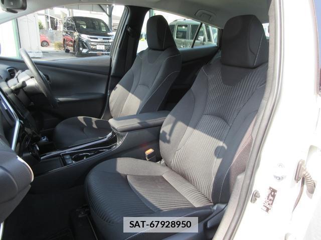 Toyota PRIUS PHV 2019-08 7806973-12