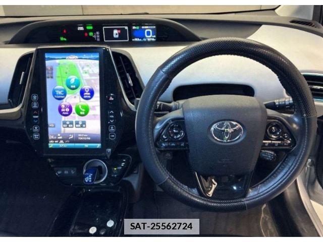Toyota PRIUS PHV 2019-05 7807860-2