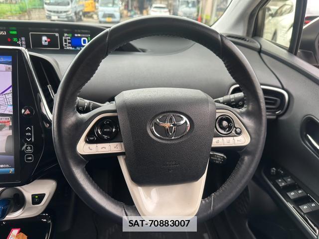 Toyota PRIUS PHV 2017-02 7809067-3