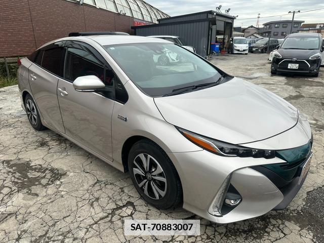 Toyota PRIUS PHV 2017-02 7809067-9