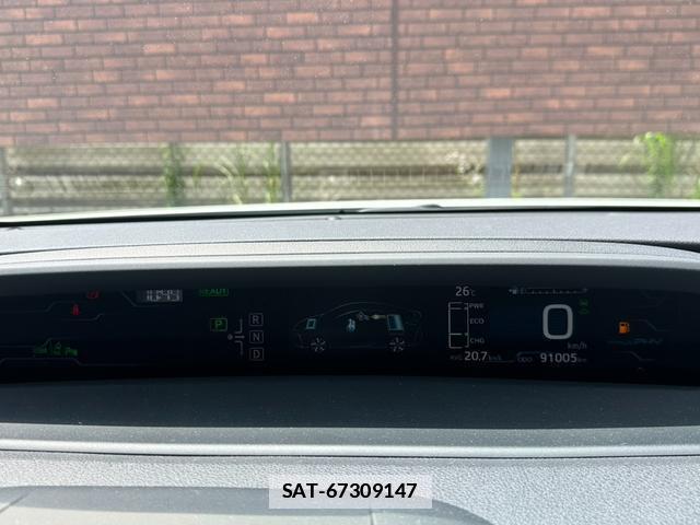 Toyota PRIUS PHV 2017-06 7809074-13