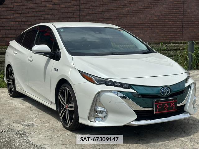 Toyota PRIUS PHV 2017-06 7809074-18