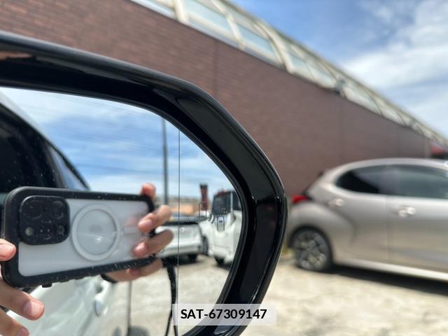 Toyota PRIUS PHV 2017-06 7809074-8