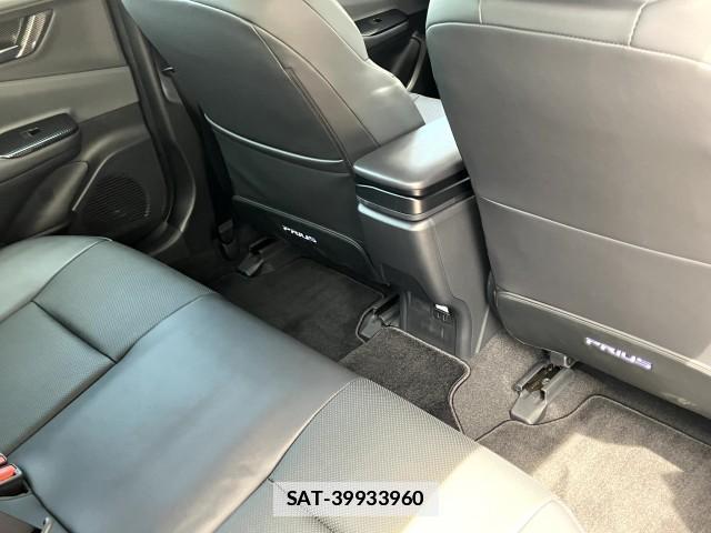 Toyota PRIUS PHV 2024-08 7809825-17