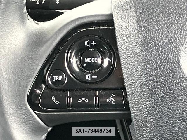 Toyota PRIUS PHV 2019-06 7809826-10