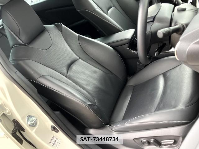 Toyota PRIUS PHV 2019-06 7809826-18