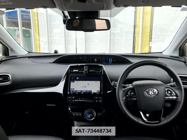 Toyota PRIUS PHV 2019-06 7809826-3