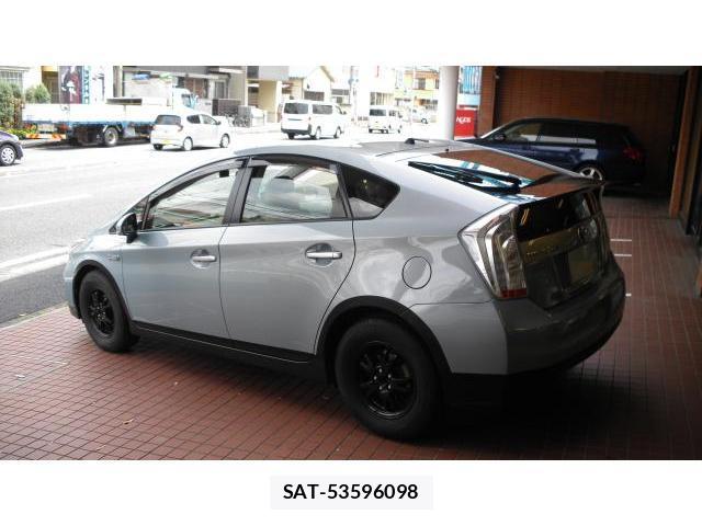 Toyota PRIUS PHV 2012-01 7809843-4
