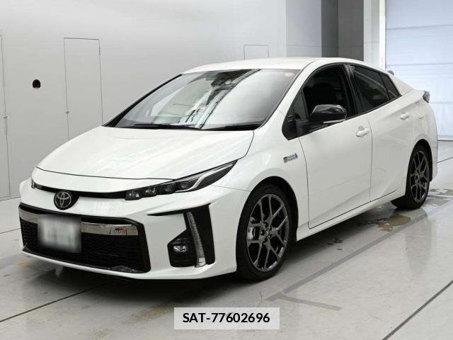 Toyota PRIUS PHV 2018-10 7810334-10
